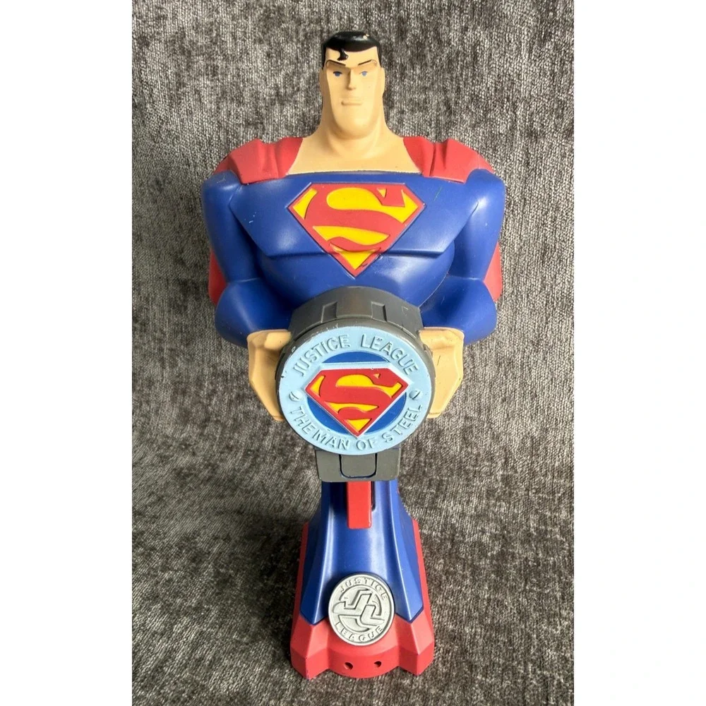 VTG Toy Quest Justice League Superman Handheld Flashlight Figure 2003